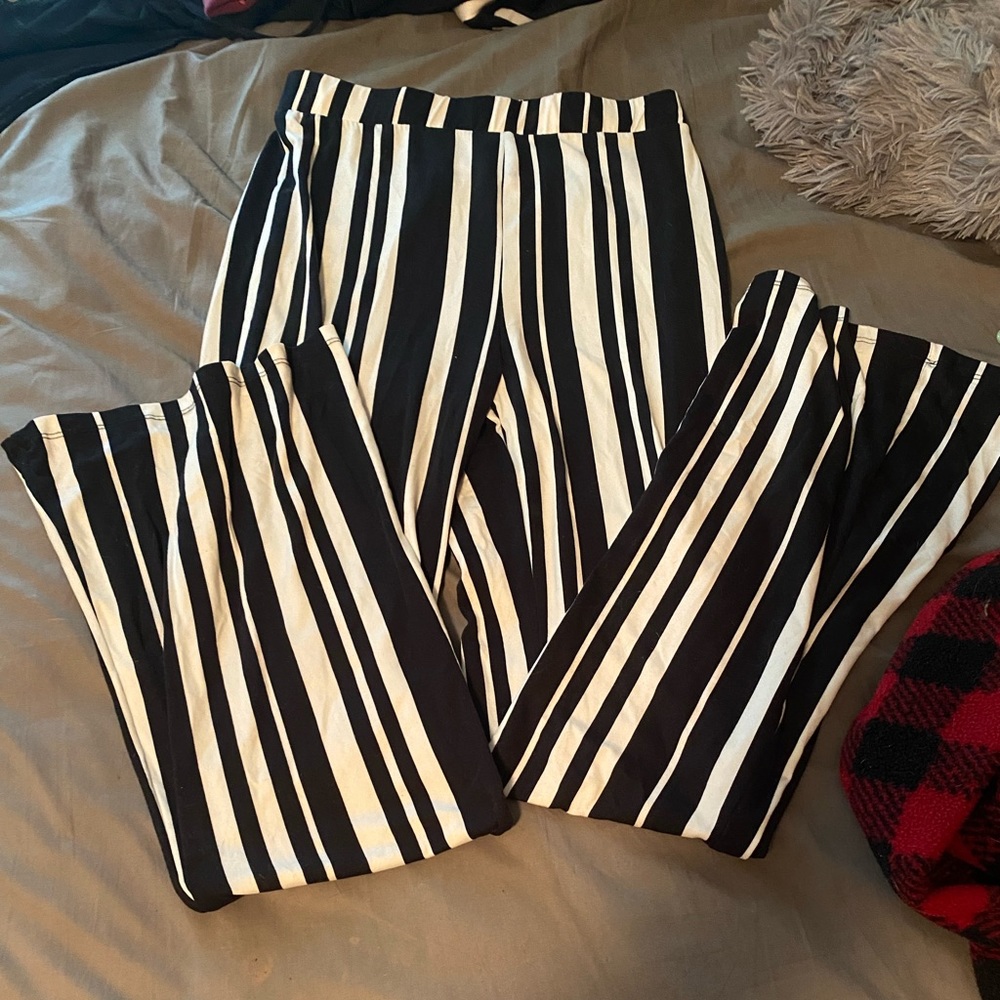 Worn maybe two times but in perfect condition.